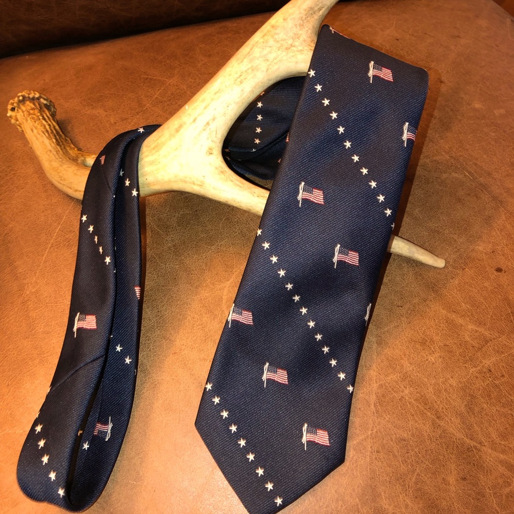 Esquire Patriotic USA flag Election tie with white stars.